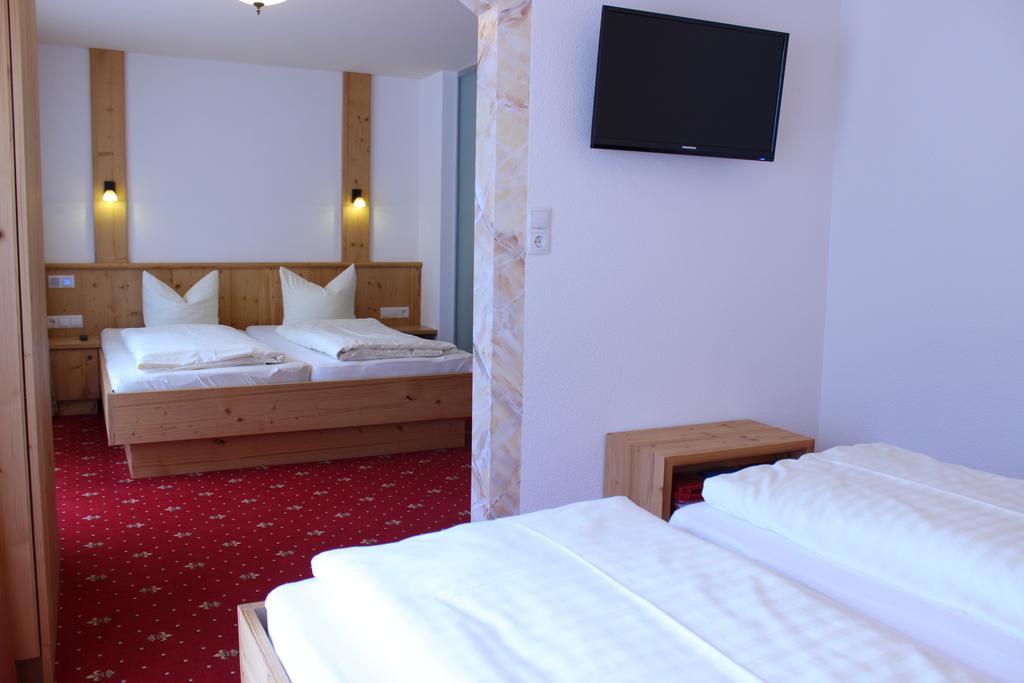 Hotel Restaurant Thurner Zams Pokoj fotografie